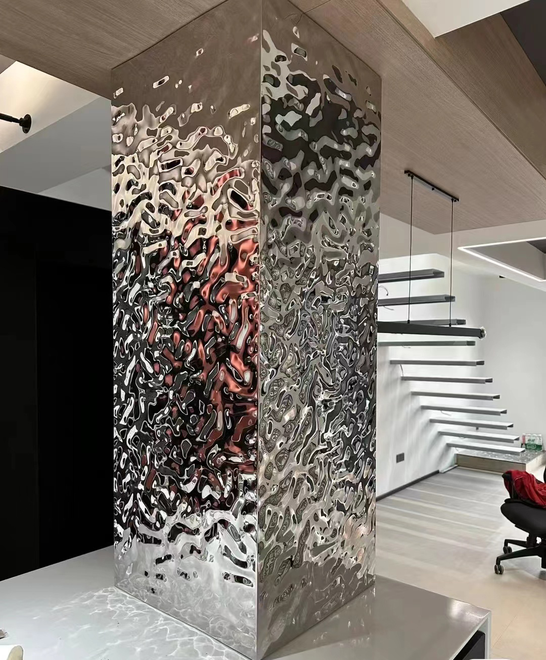 تطبيقات التطبيق واتجاهات السوق لآلات نقش الورقة المعدنية